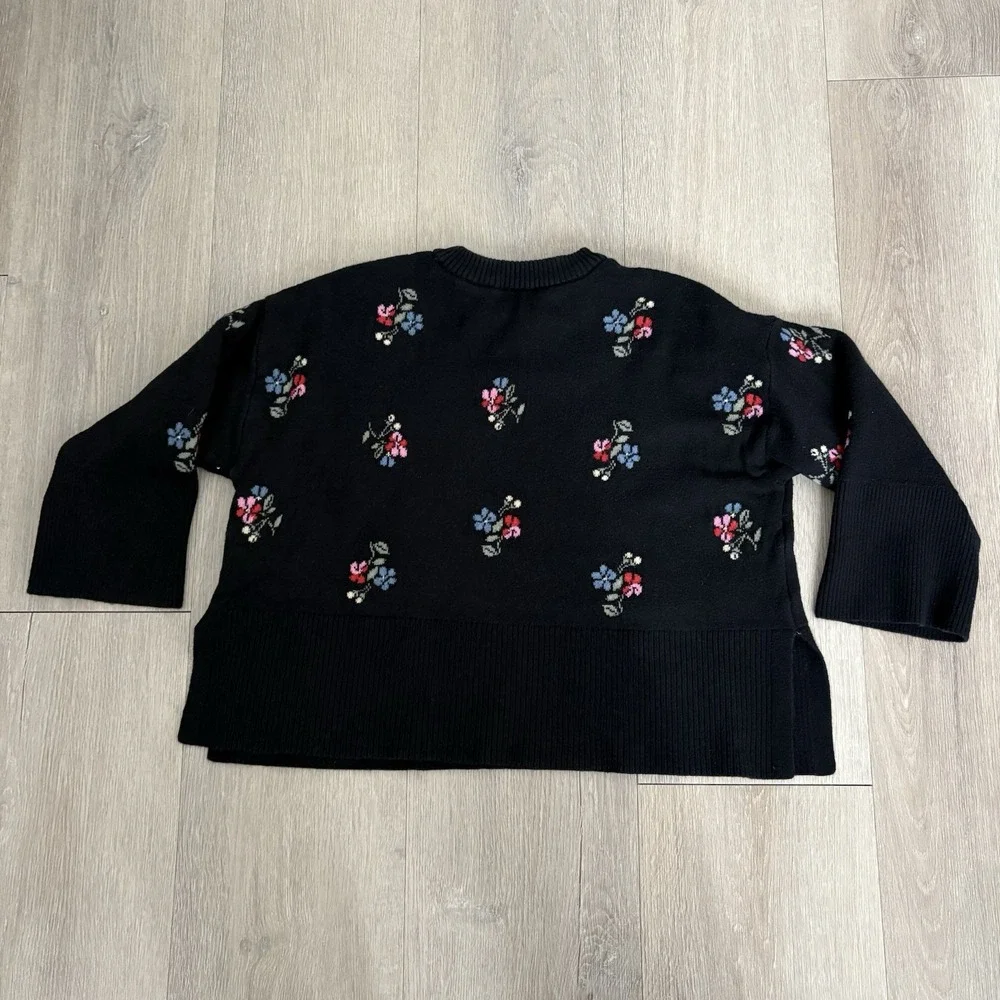 Gap Kids Girls Sweater Small 6-7 Black Crewneck  Floral Cotton Blend Oversized